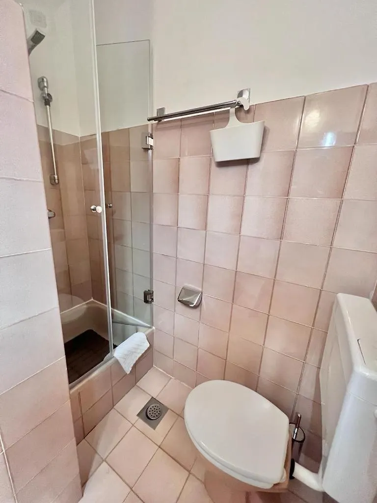 Apartments Fina Crikvenica 0*,